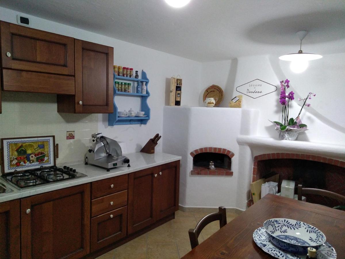 Locanda B&B Dandana Orgosolo Exterior photo